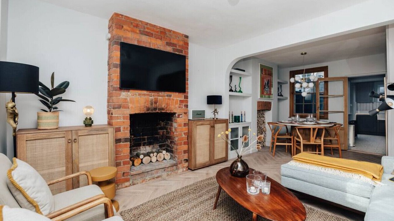 Photo of Livingroom in Henley-on-Thames