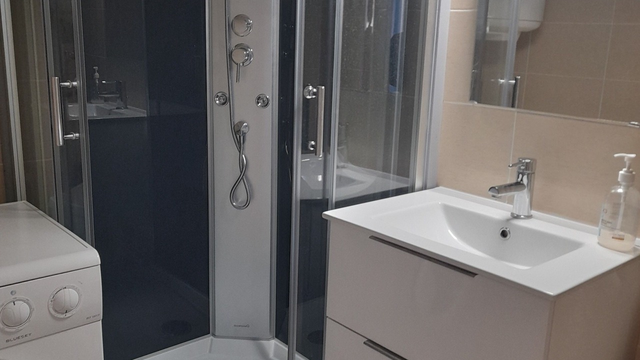 Photo of Bathroom in Le Barcares