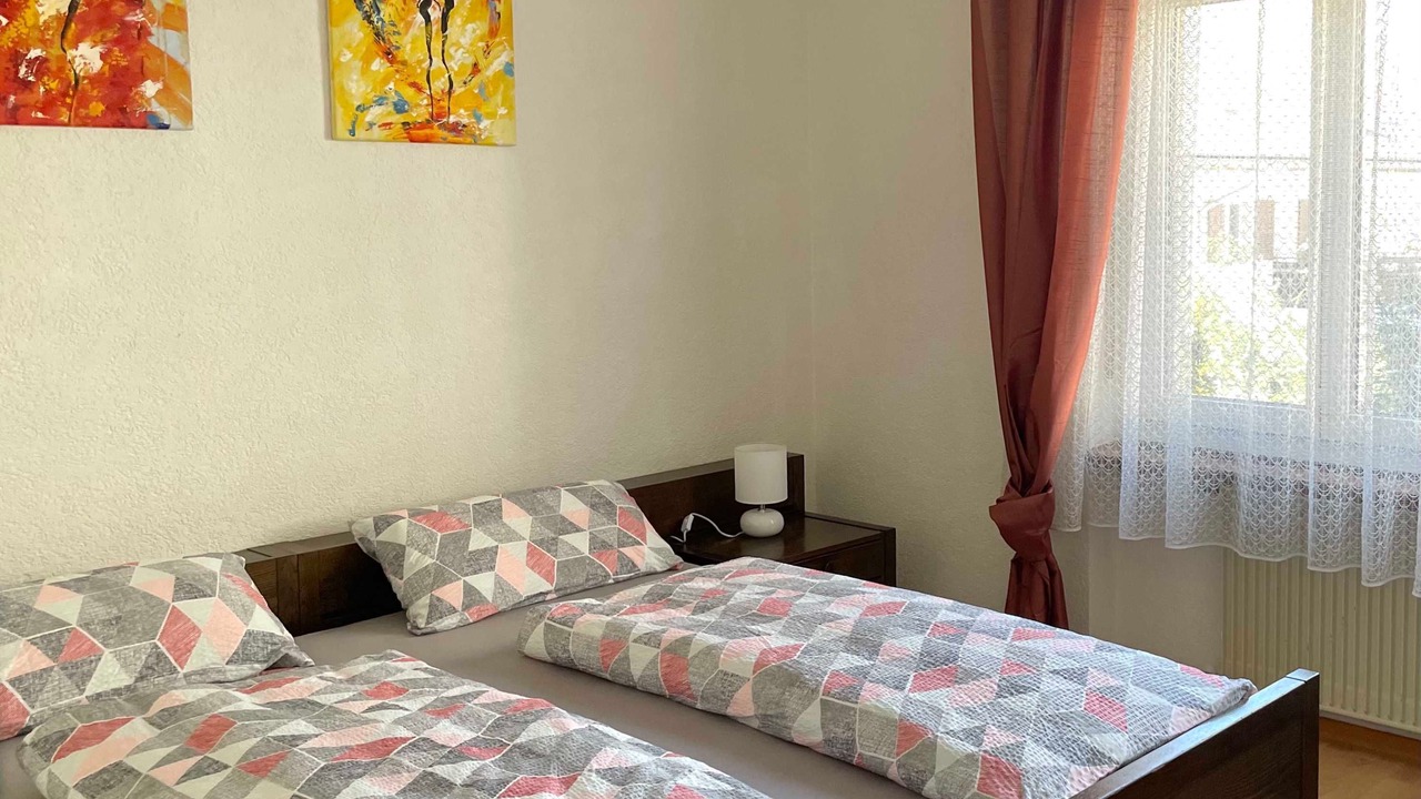 Photo of Bedroom in Taesch