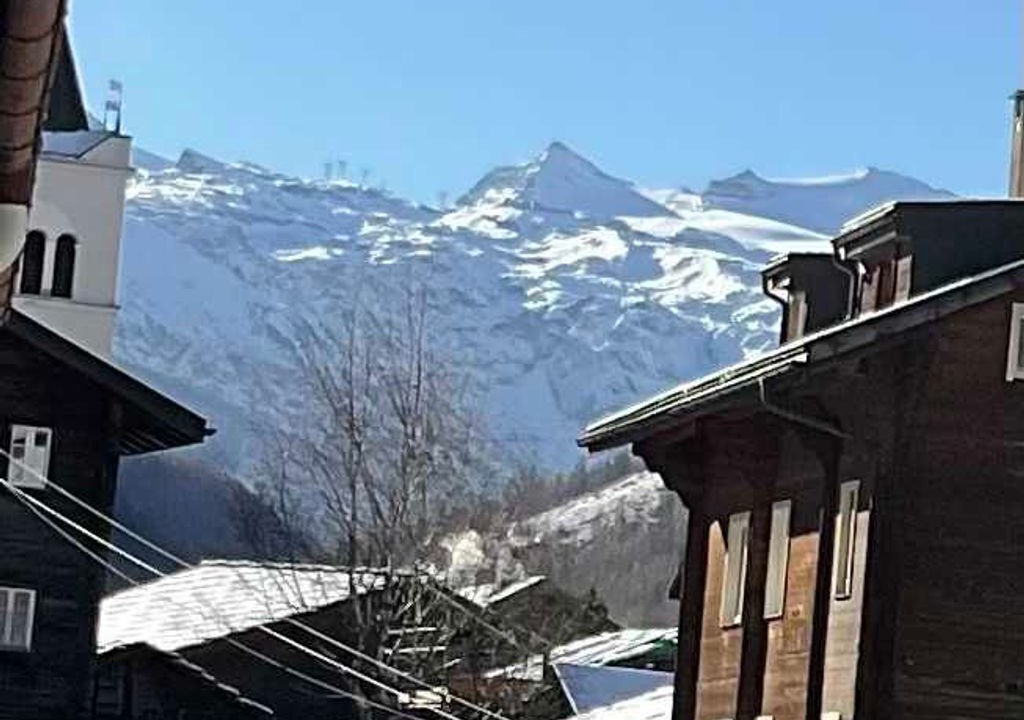 Photo of Others in Taesch
