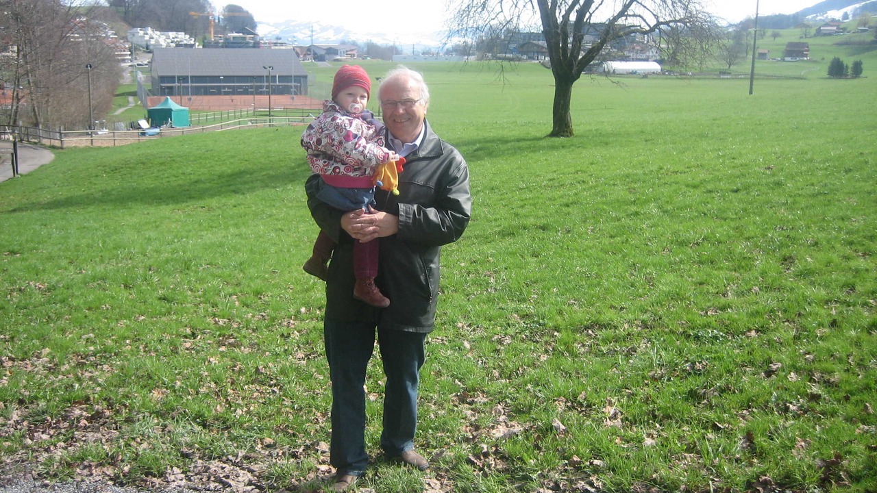 Photo of Others in Taesch