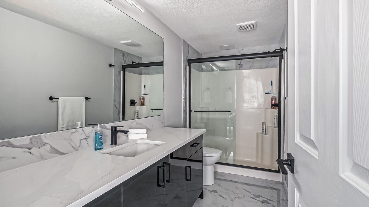 Photo of Bathroom in Hillhurst