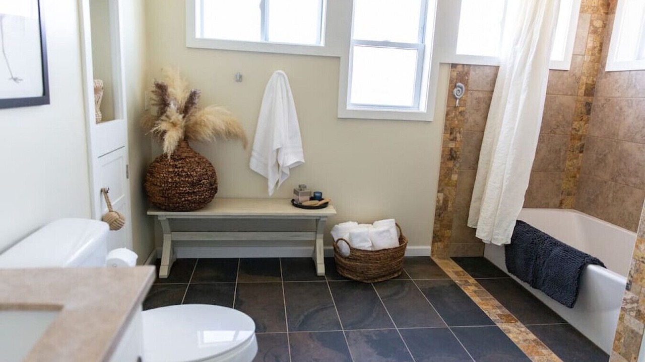 Photo of Bathroom in Cicero