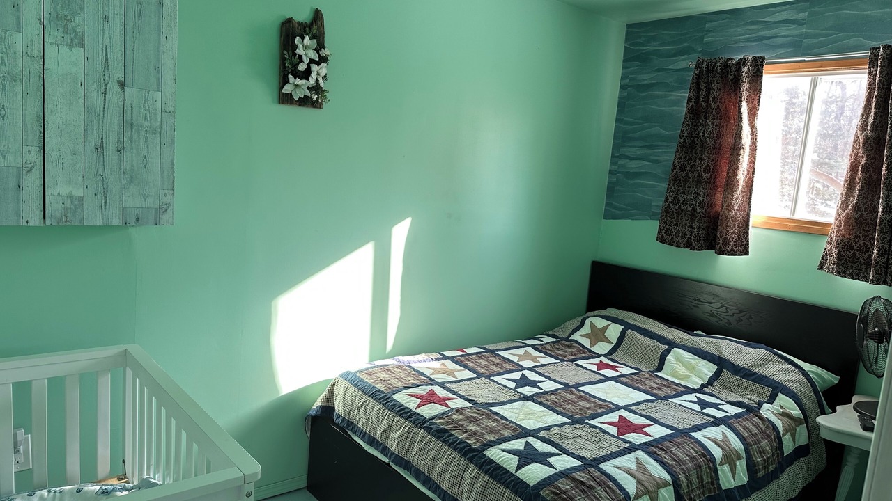 Photo of Bedroom in Lester Beach