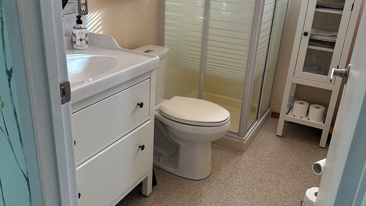 Photo of Bathroom in Lester Beach