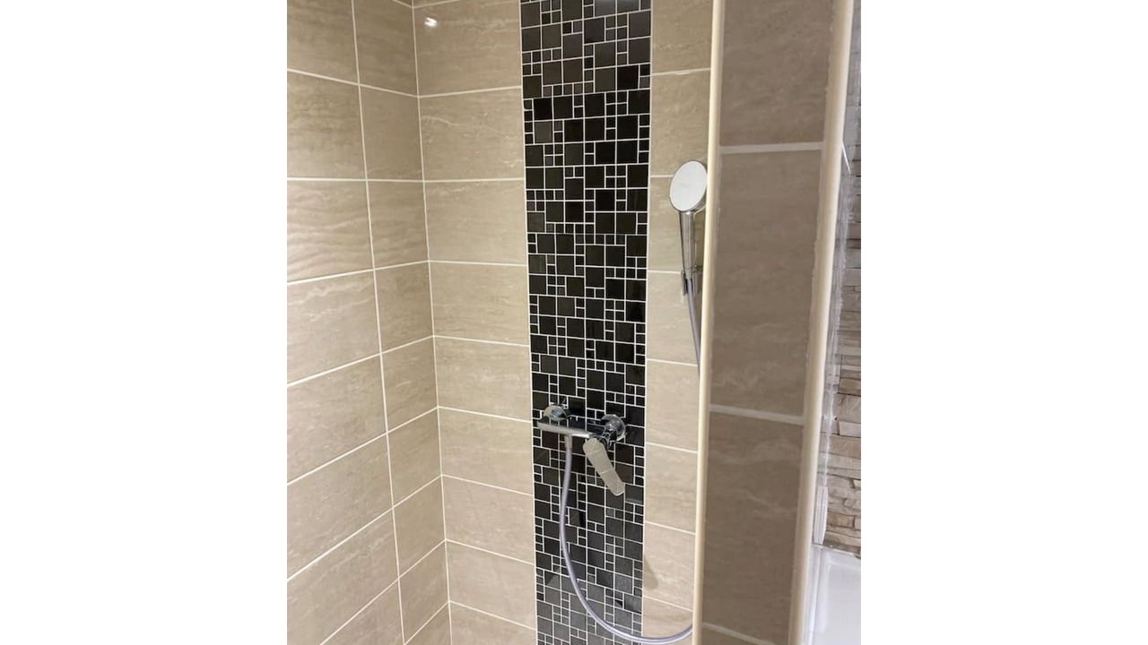 Photo of Bathroom in Rouge-Perriers