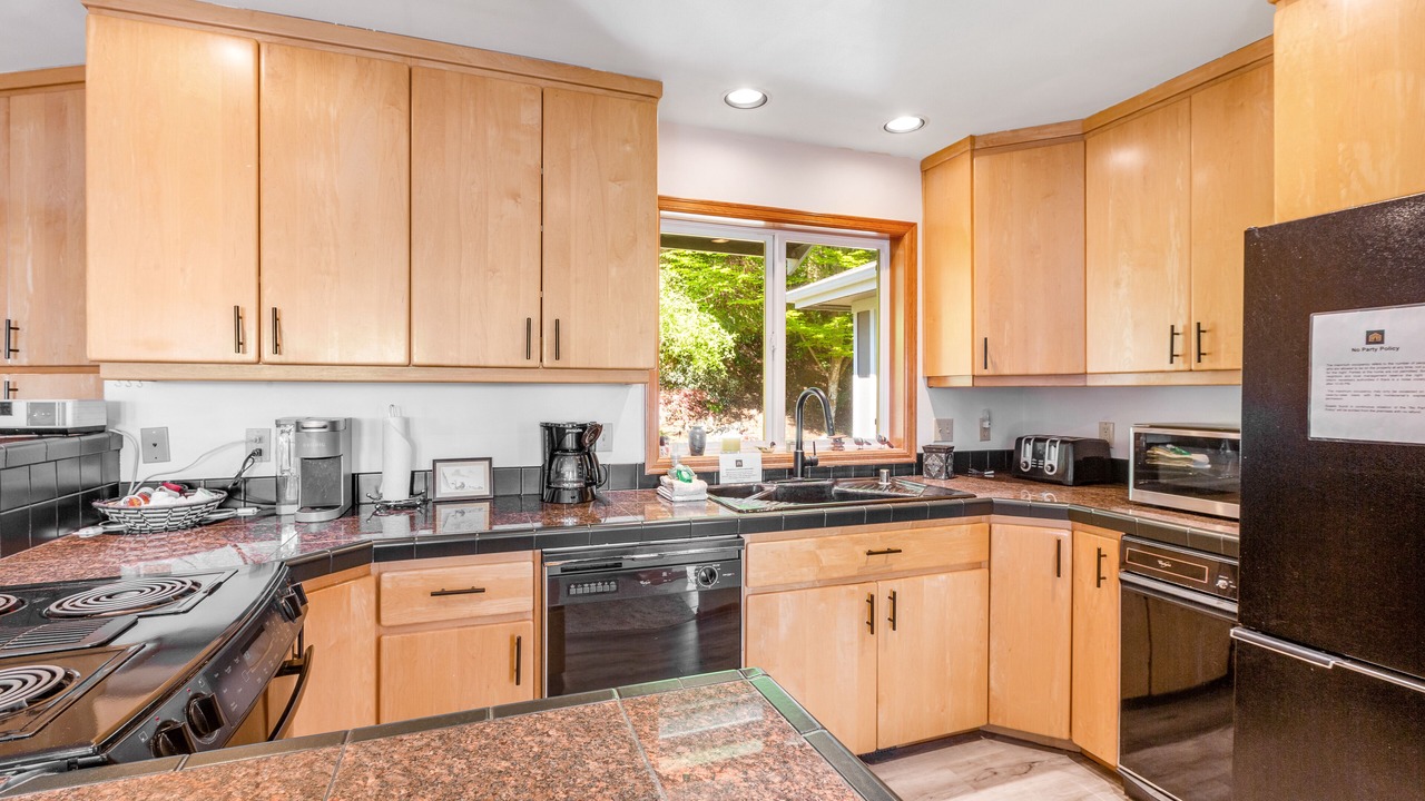 Photo of Kitchen in Oak Harbor