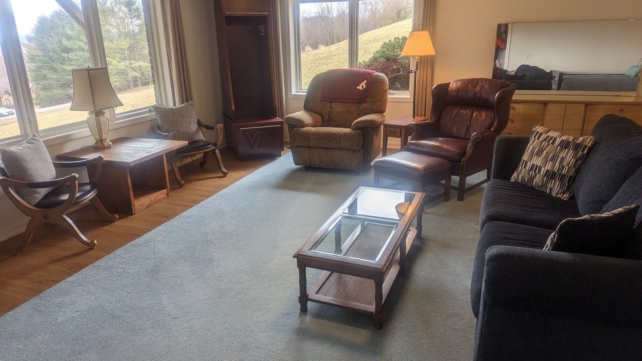 Photo of Livingroom in Grissom - Highland