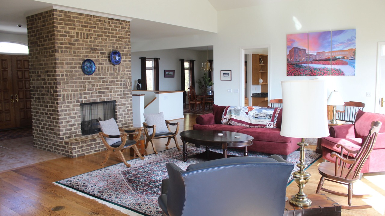Photo of Livingroom in Grissom - Highland