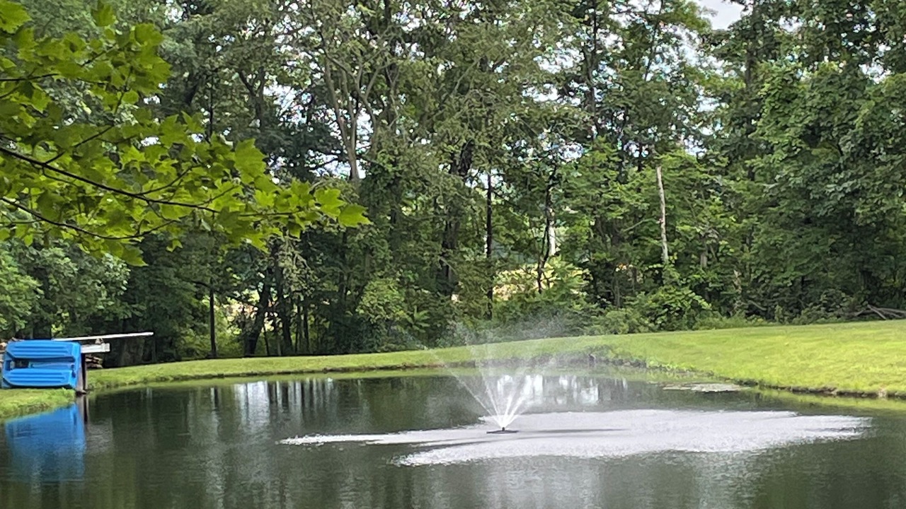 Photo of Outdoor in Farmdale