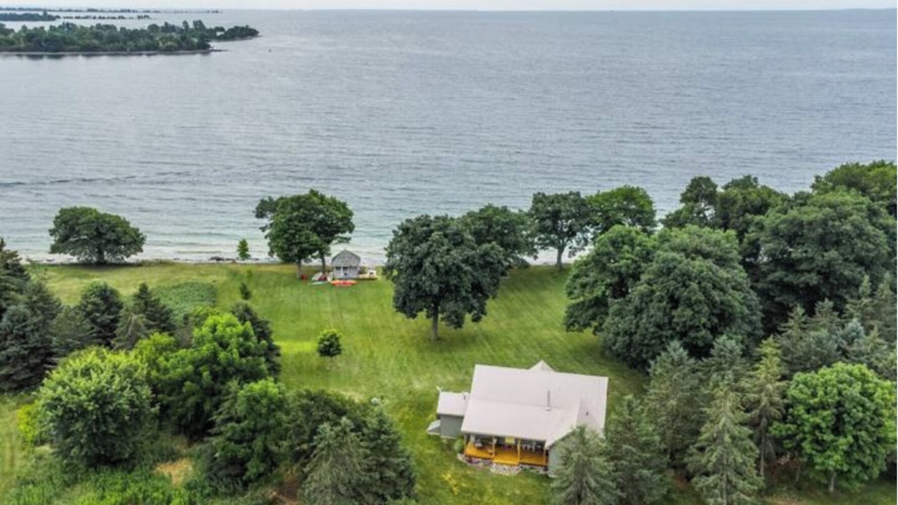 Photo of Outdoor in Kingston