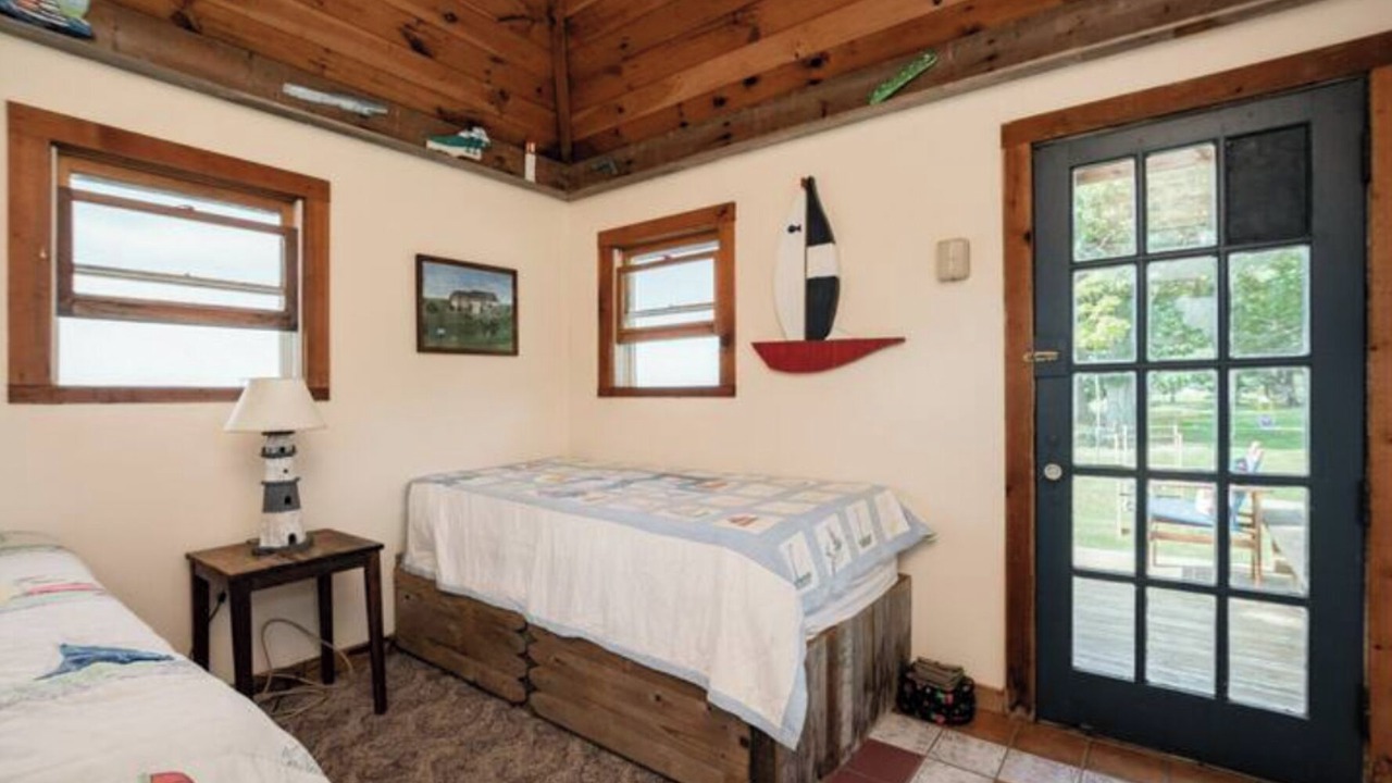 Photo of Bedroom in Kingston