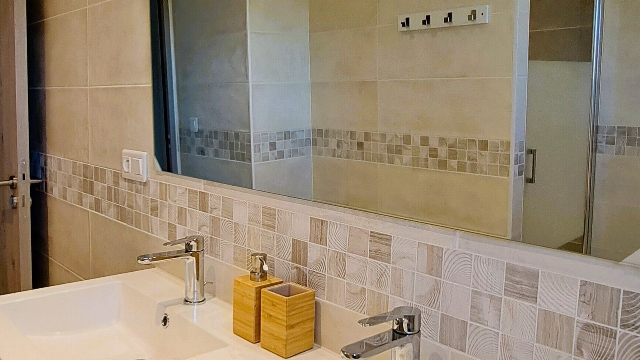 Photo of Bathroom in Azay-le-Rideau