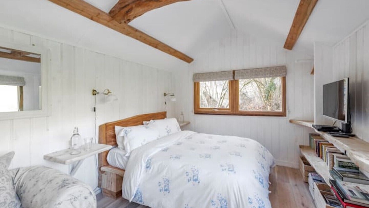 Photo of Bedroom in Bath