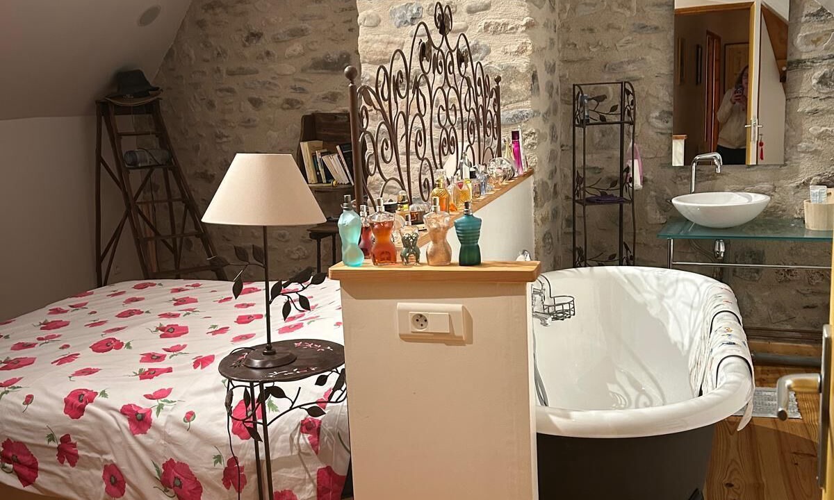 Photo of Bedroom in Florac