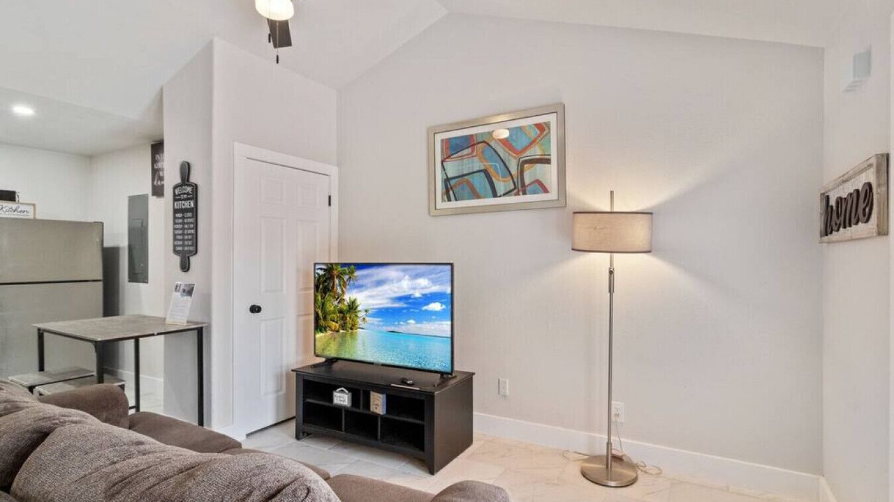 Photo of Bedroom in Whispering Oaks