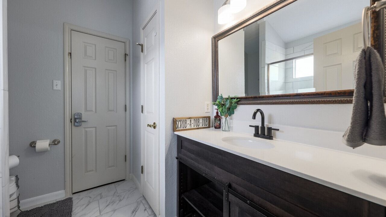 Photo of Bathroom in Pflugerville