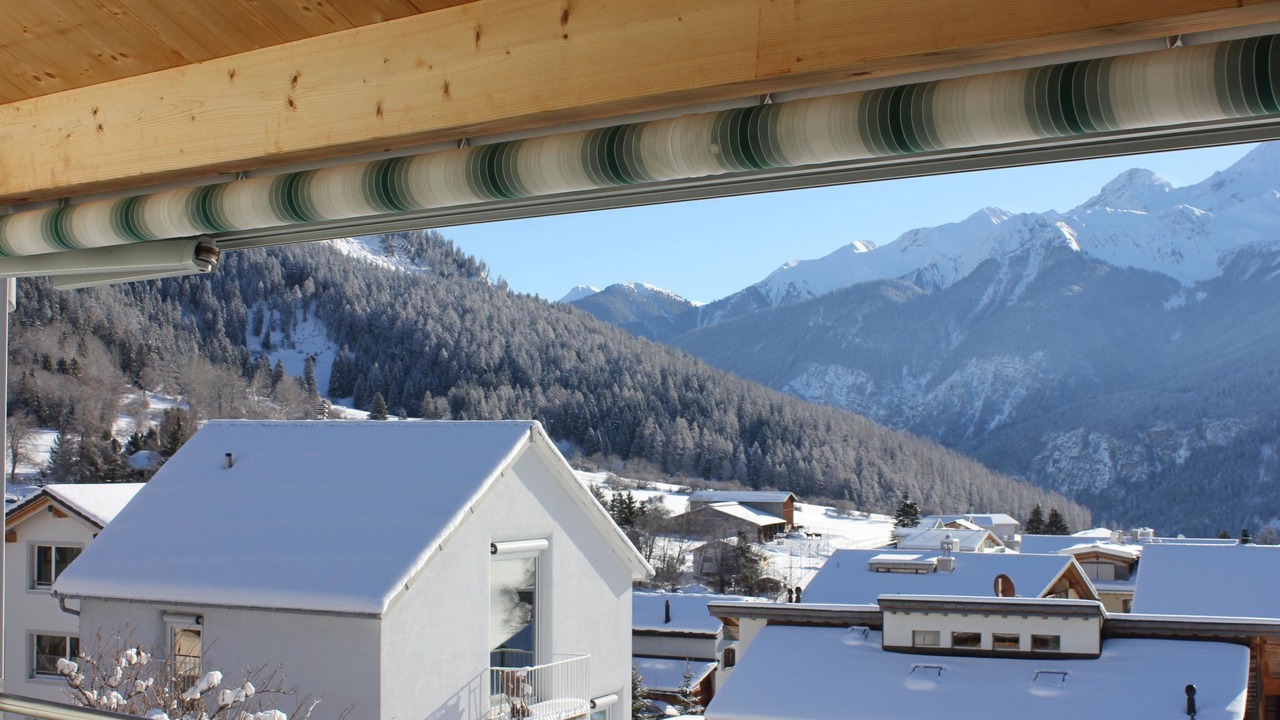 Photo of Others in Lenz