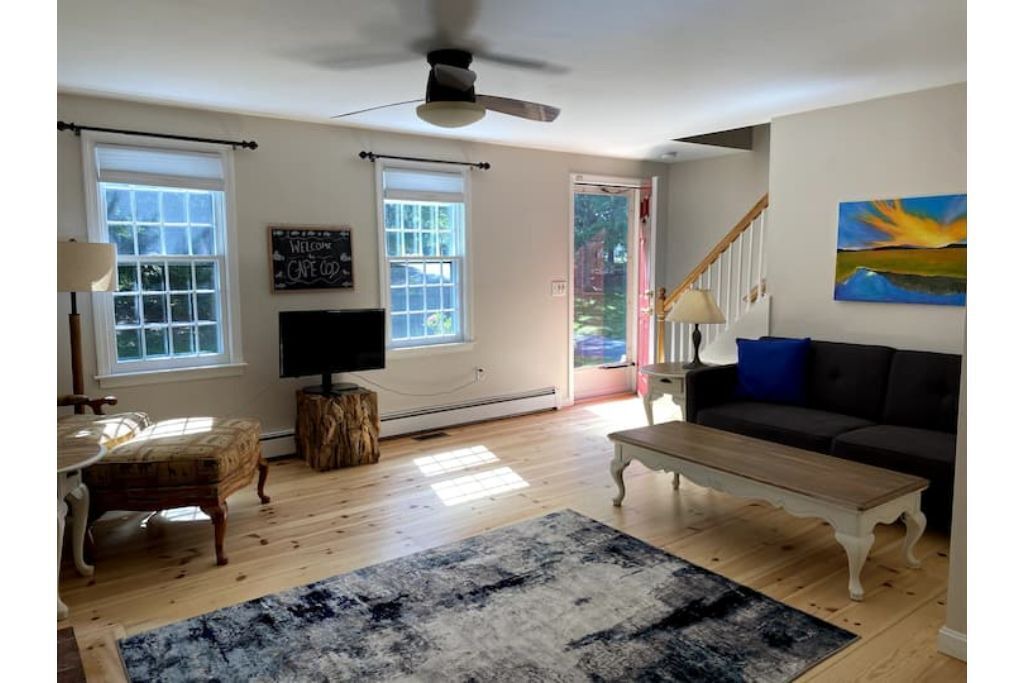 Photo of Livingroom in South Dennis