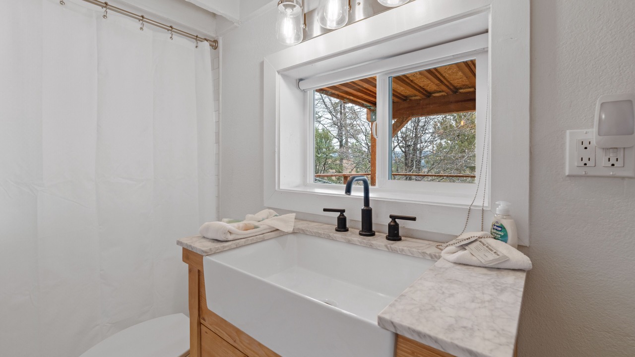 Photo of Bathroom in Fawnskin