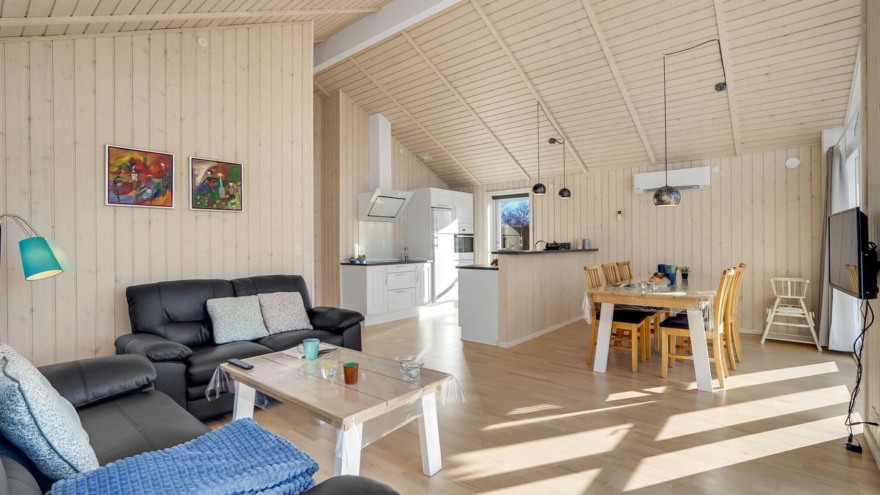 Photo of Bedroom in Skaven Strand