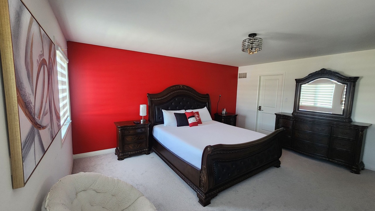 Photo of Bedroom in Bowmanville