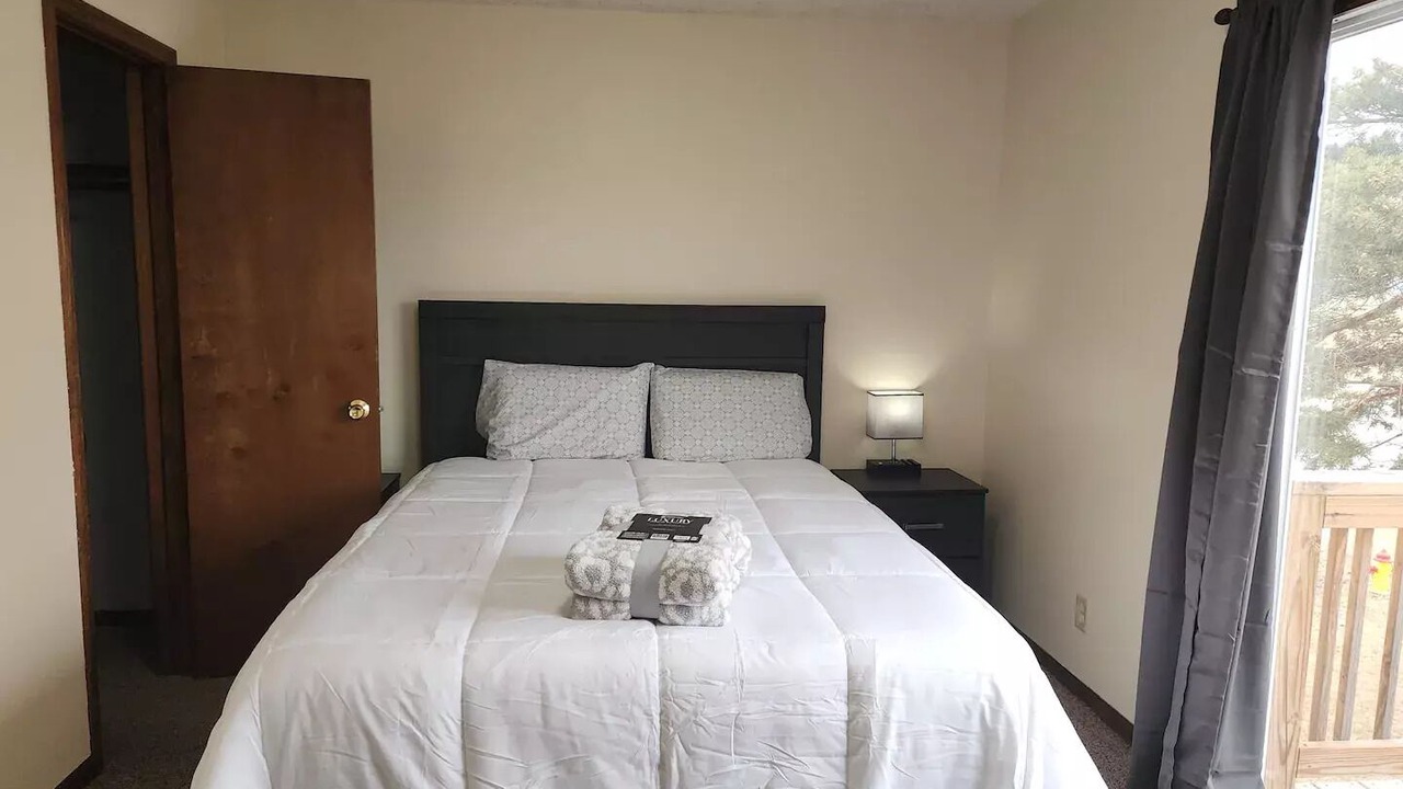 Photo of Bedroom in Grand Island