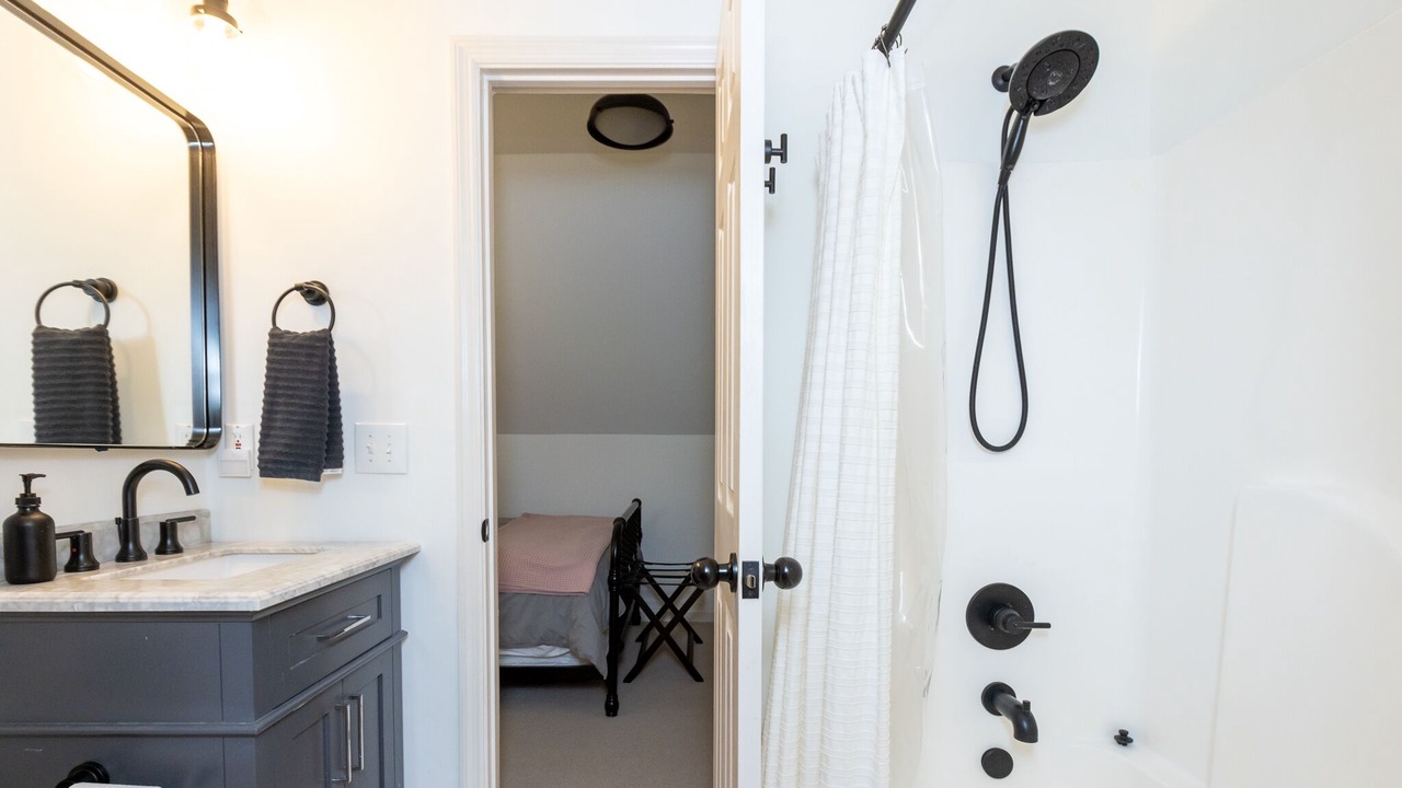 Photo of Bathroom in Eatonton