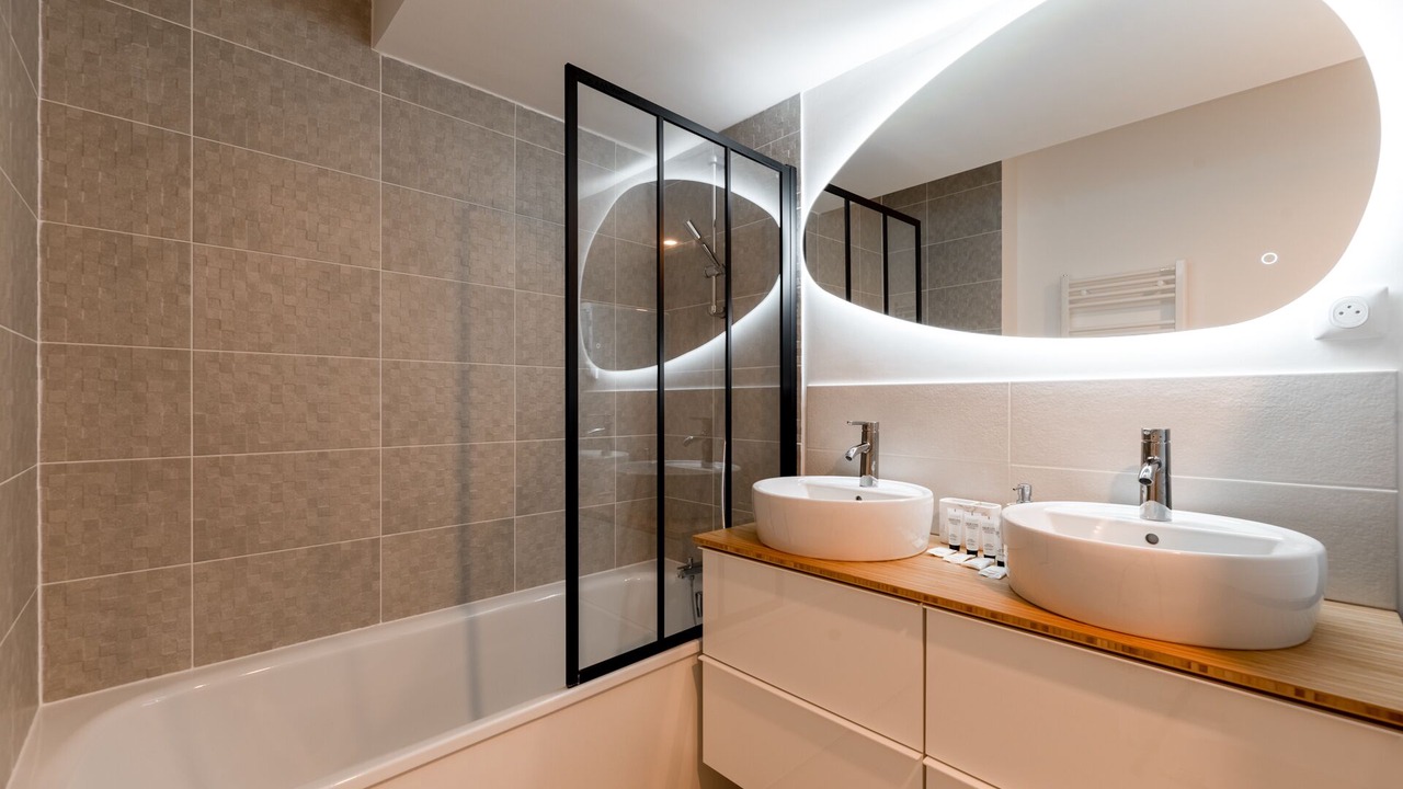 Photo of Bathroom in Quartier du Mont Gargan