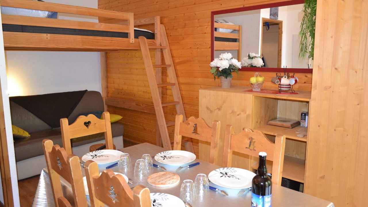 Photo of Others in Orelle