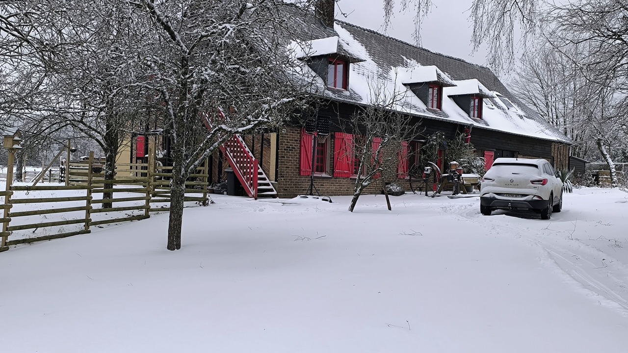 Photo of Outdoor in La Neuville-aux-Joutes
