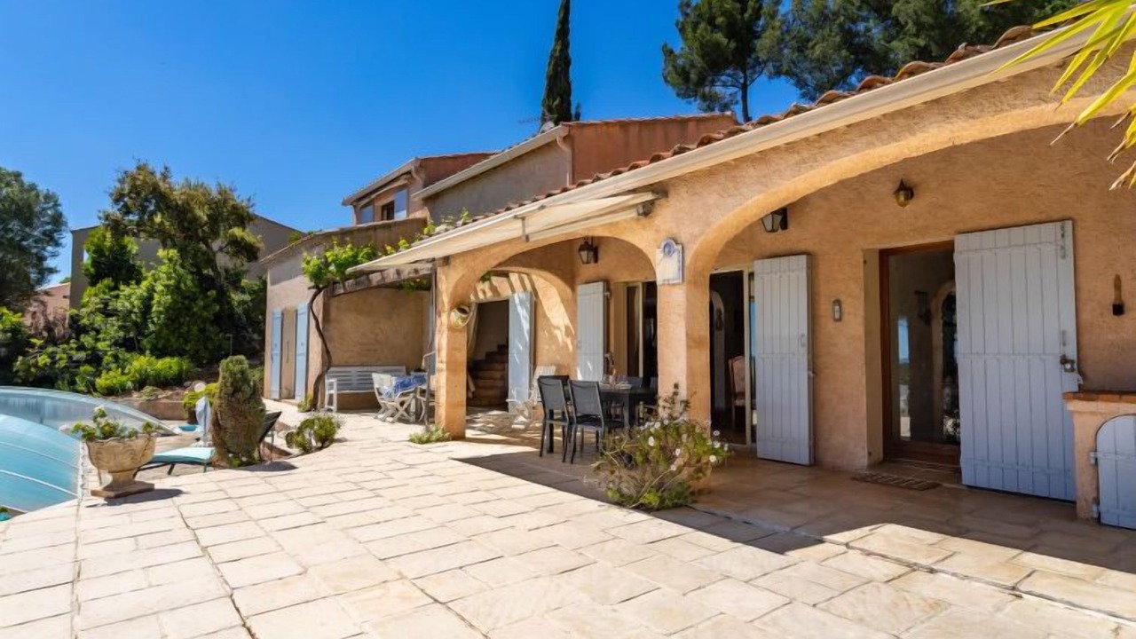 Photo of Others in Cavaliere