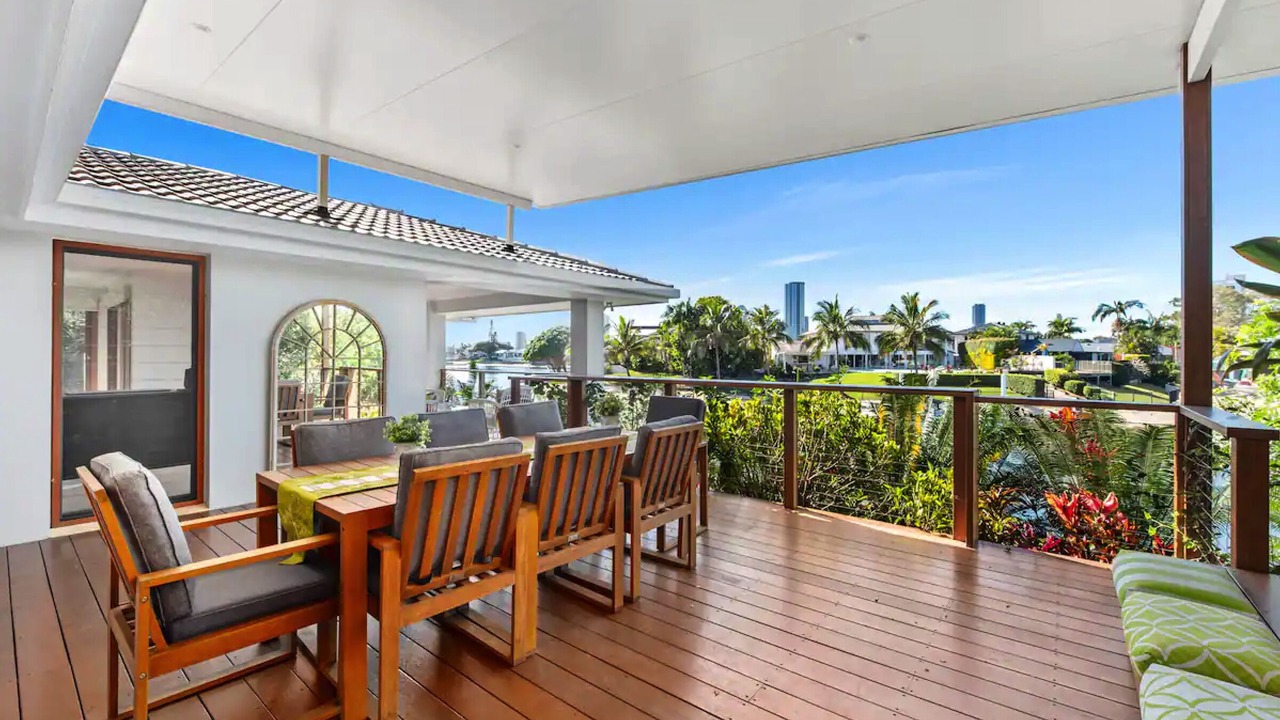 Photo of Outdoor in Broadbeach Waters