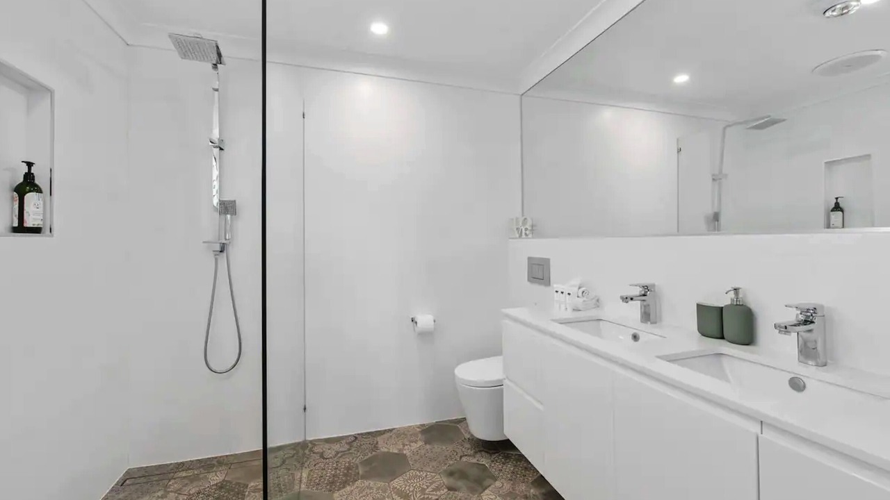 Photo of Bathroom in Broadbeach Waters