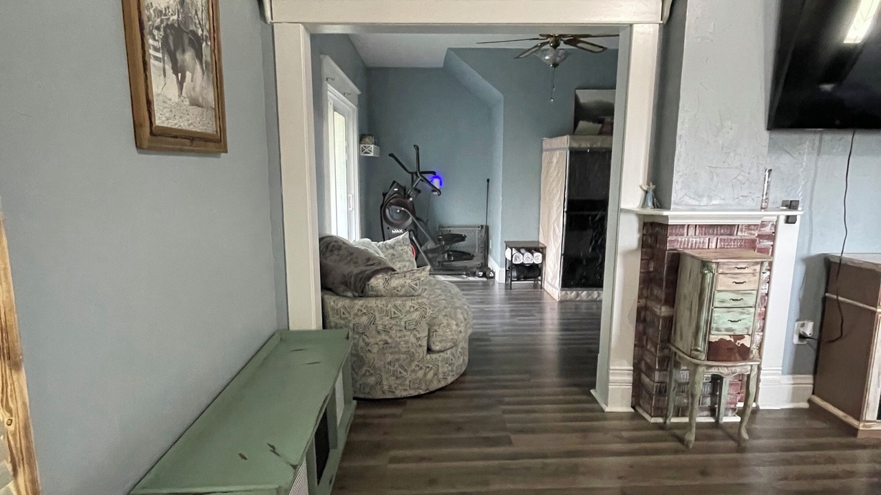 Photo of Bedroom in Osage County