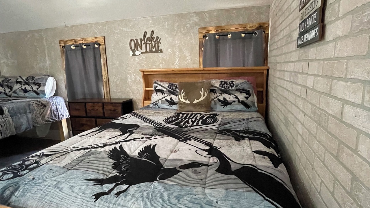 Photo of Bedroom in Osage County