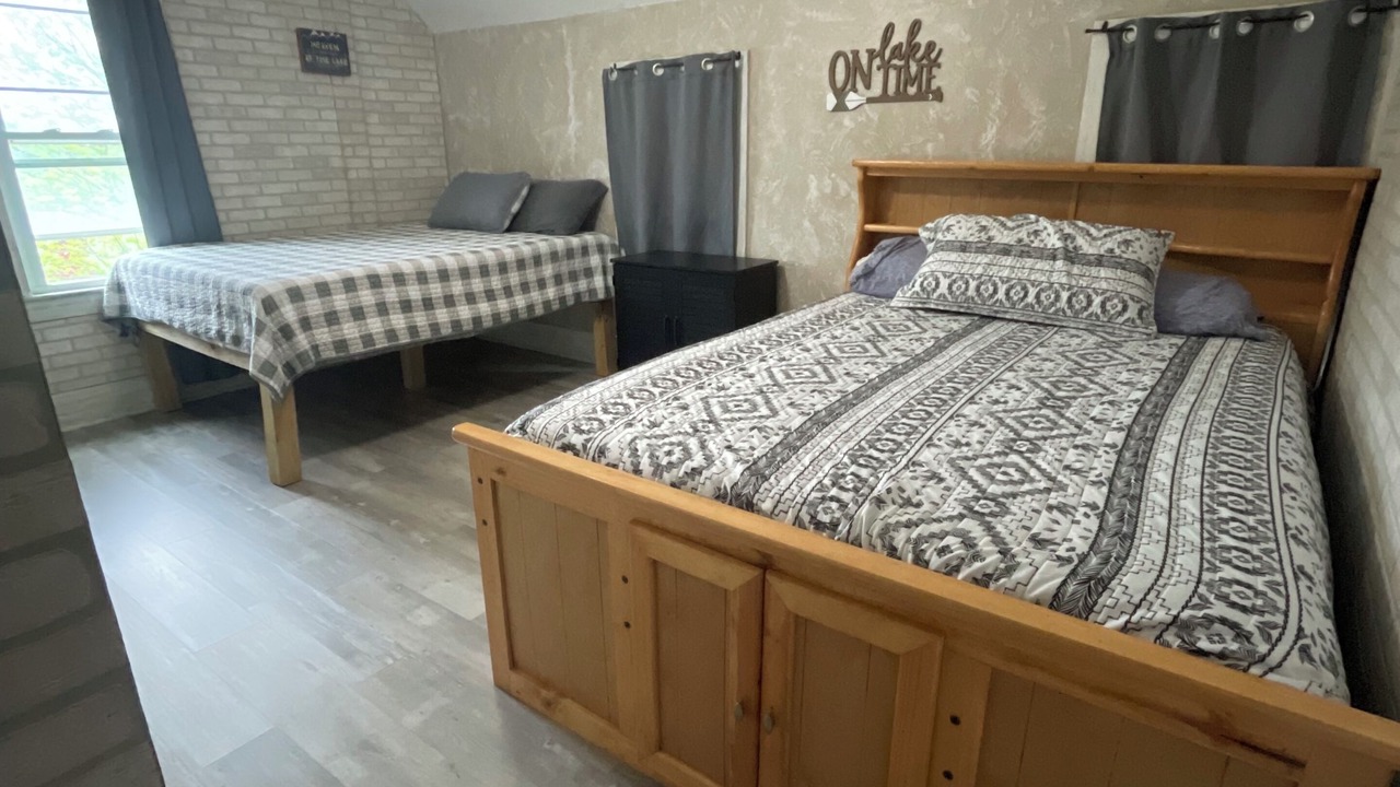 Photo of Bedroom in Osage County