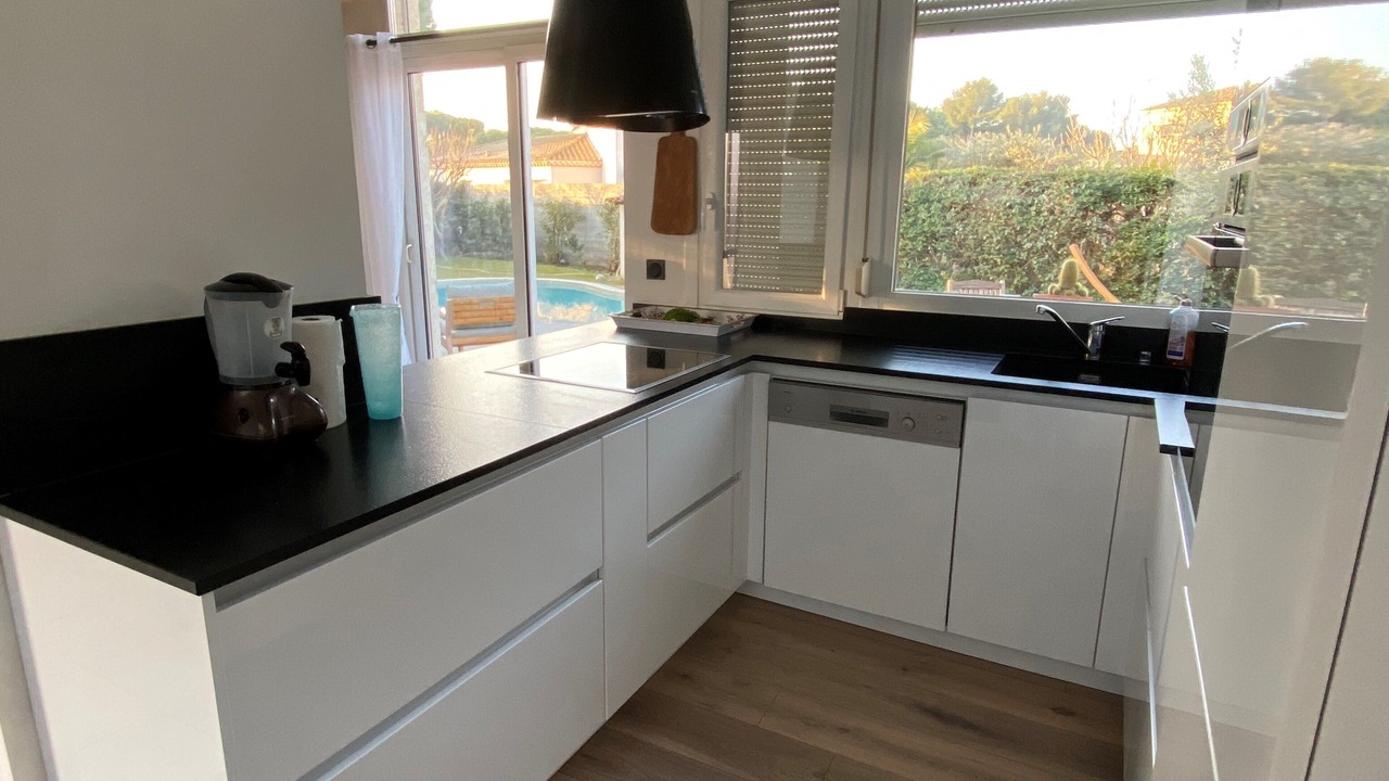 Photo of Kitchen in Le Grau-dʼAgde