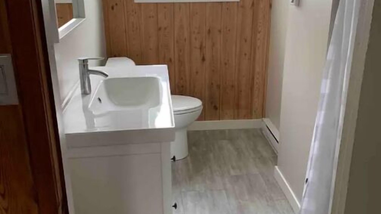 Photo of Bathroom in Killarney