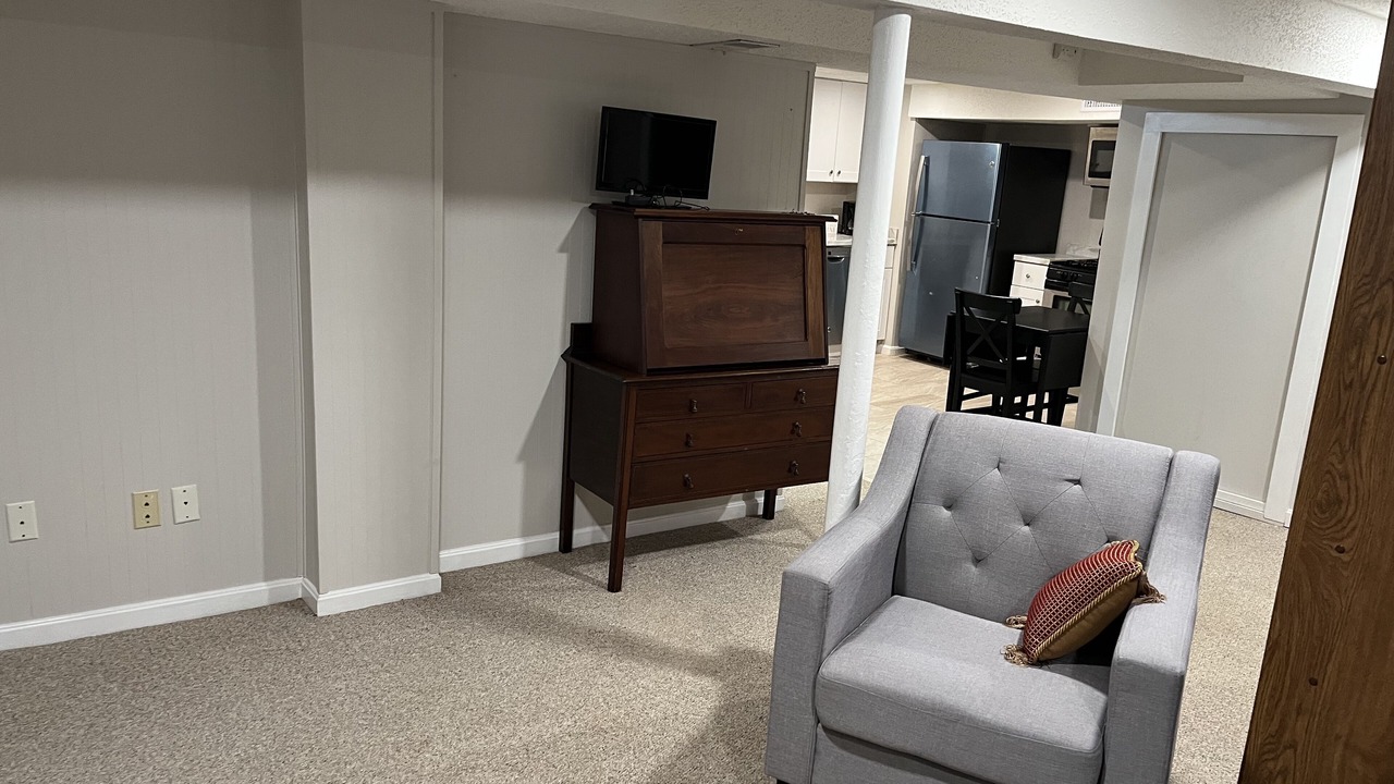 Photo of Livingroom in West Springfield