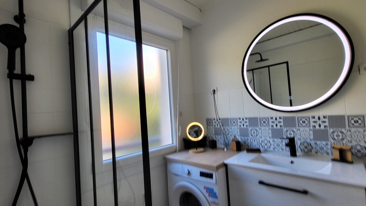 Photo of Bathroom in Cerbere
