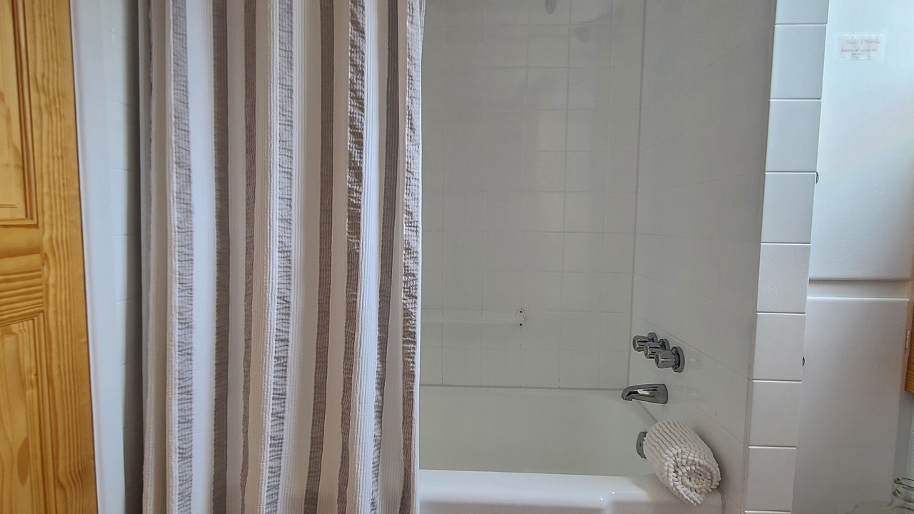 Photo of Bathroom in Rawdon