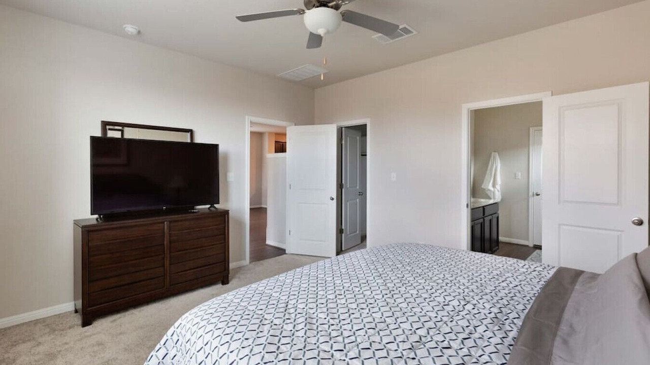 Photo of Bedroom in Hutto