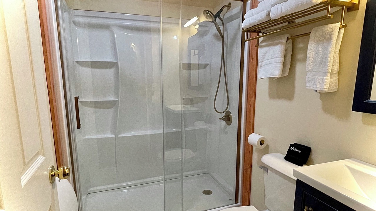 Photo of Bathroom in Jeffersonville
