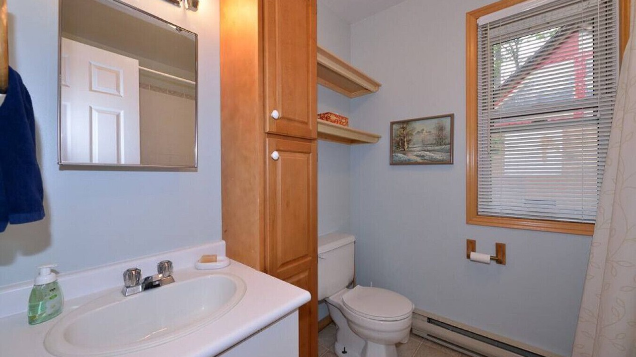 Photo of Bathroom in Port McNicoll