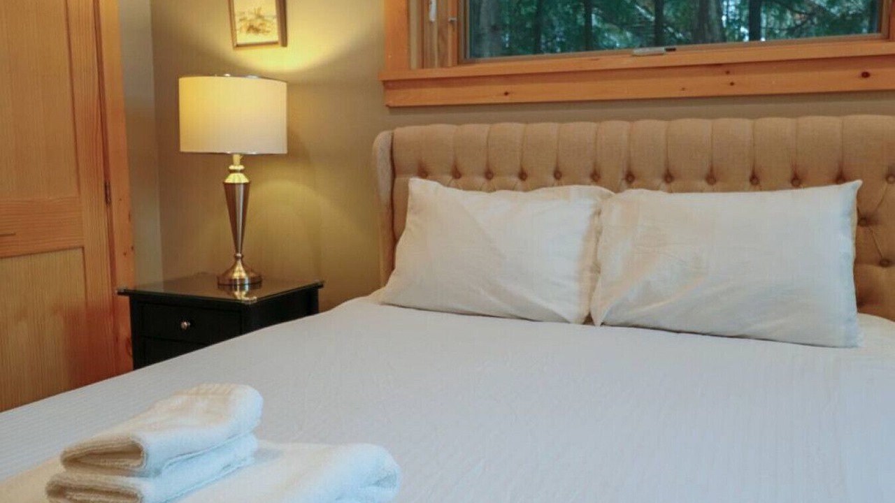 Photo of Bedroom in Port McNicoll
