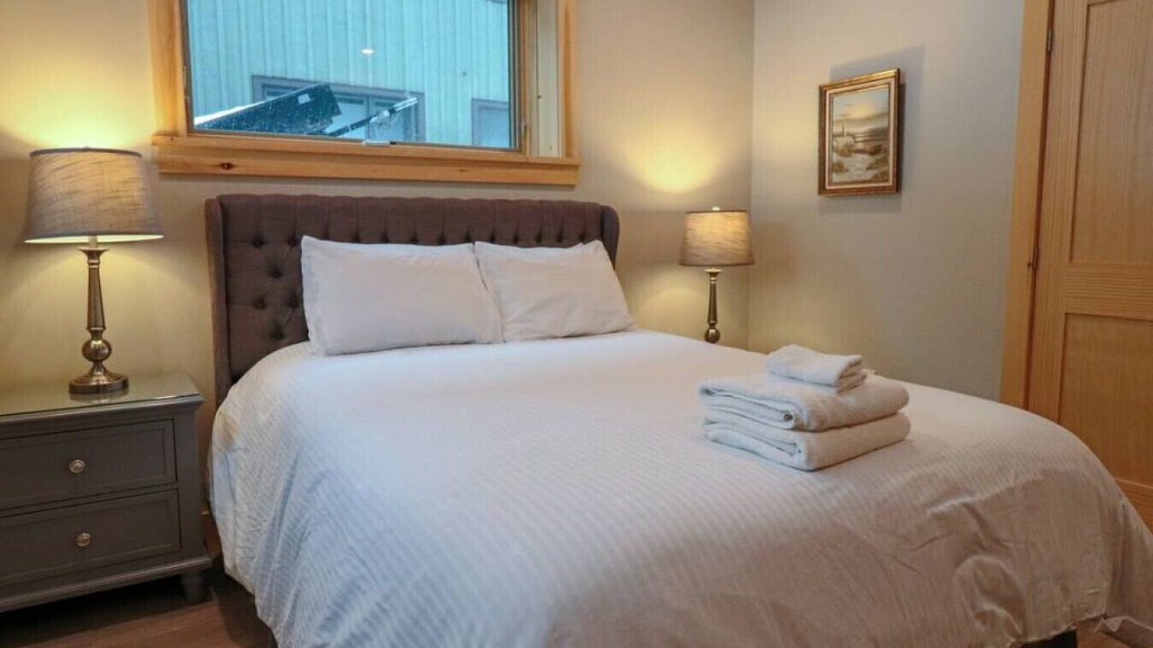 Photo of Bedroom in Port McNicoll