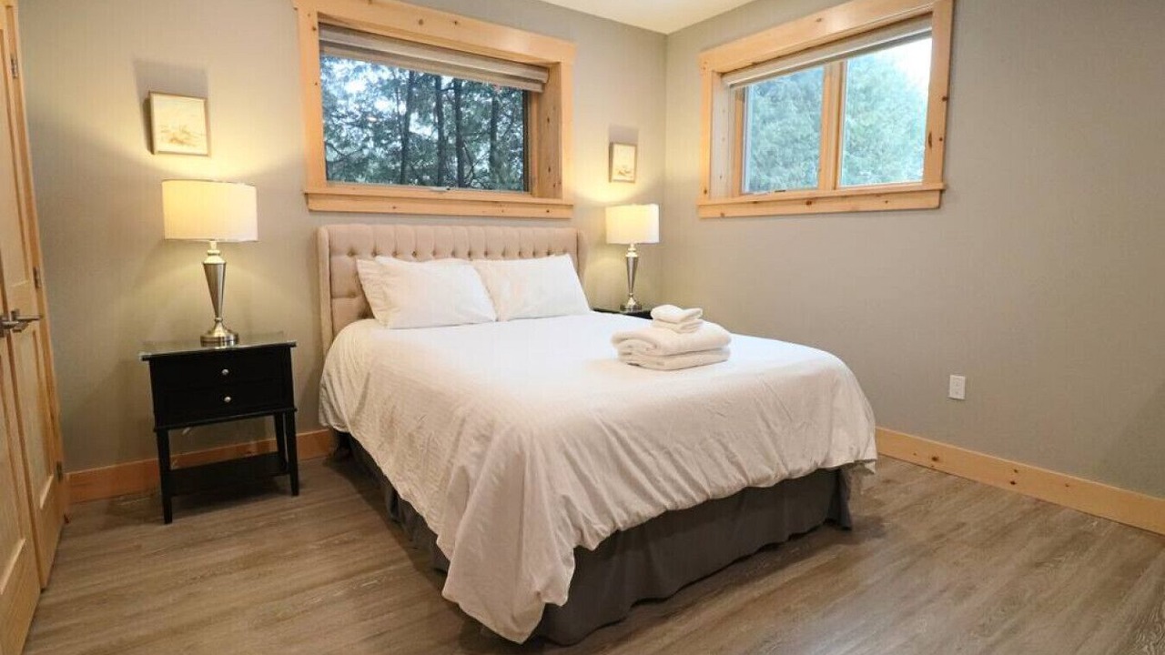 Photo of Bedroom in Port McNicoll