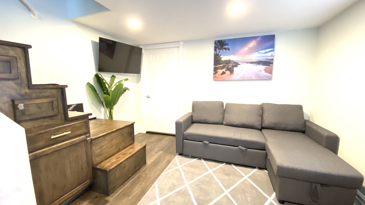 Photo of Livingroom in West Salem