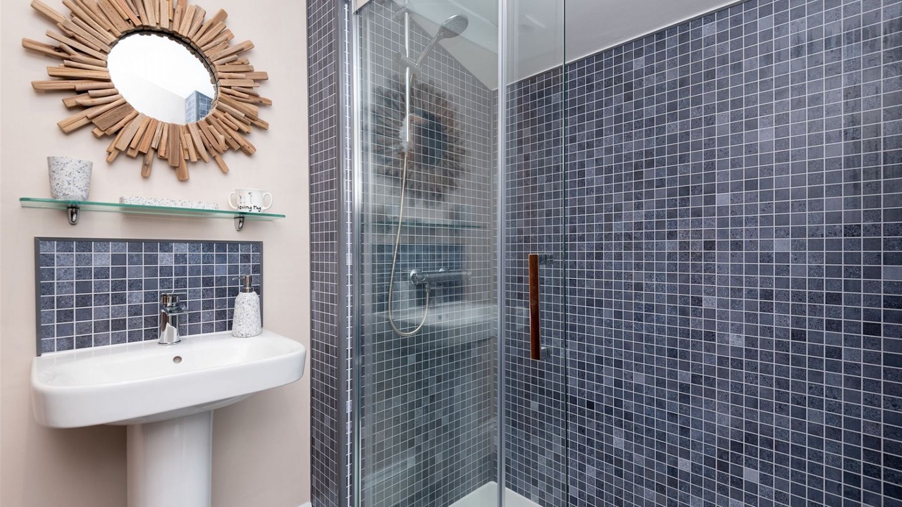 Photo of Bathroom in West Looe